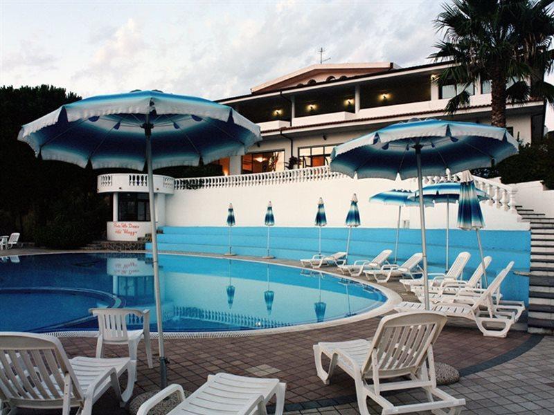 Villaggio Pineta Petto Bianco Capo Vaticano Buitenkant foto